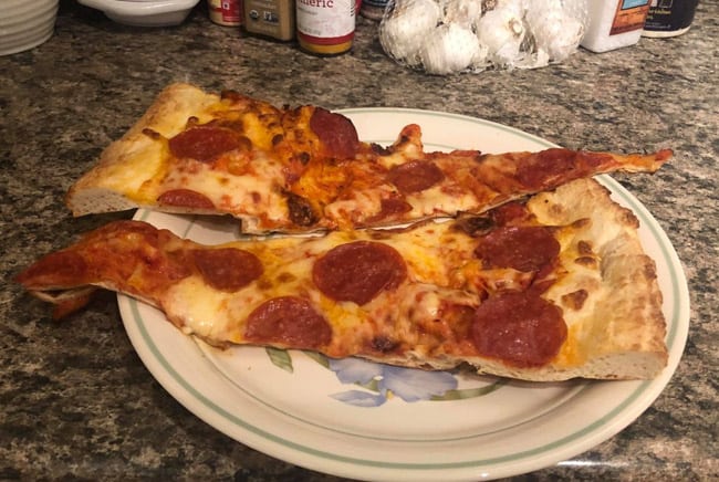 بيتزا, تسخين البيتزا, أكل البيتزا, أنواع البيتزا