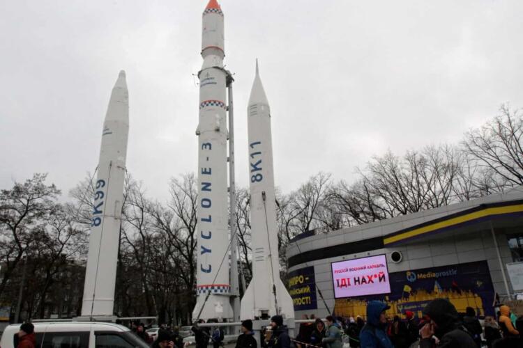 كيف ستؤثر الحرب على البرنامج الفضائي الأوكراني؟