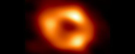 العملاق الجميل: اكتشاف وتصوير أول ثقب الأسود في قلب مجرتنا درب التبانة