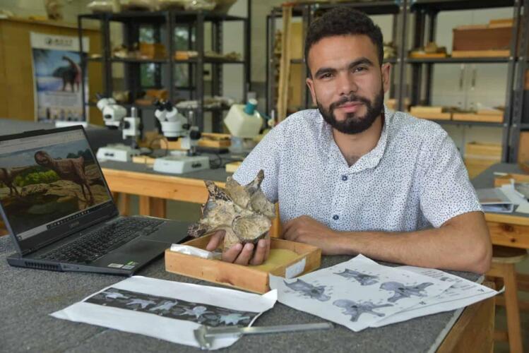 بلال سالم يشرح لـ "بوبيولار ساينس العربية" قصة اكتشاف ديناصور هابيل القاتل في مصر