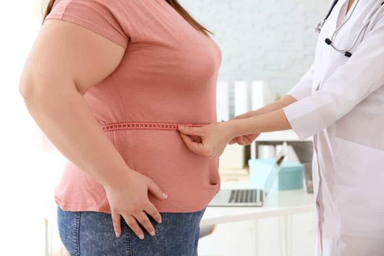 للأمهات الجدد: كيف تتخلصين من الوزن الزائد بعد الولادة؟
