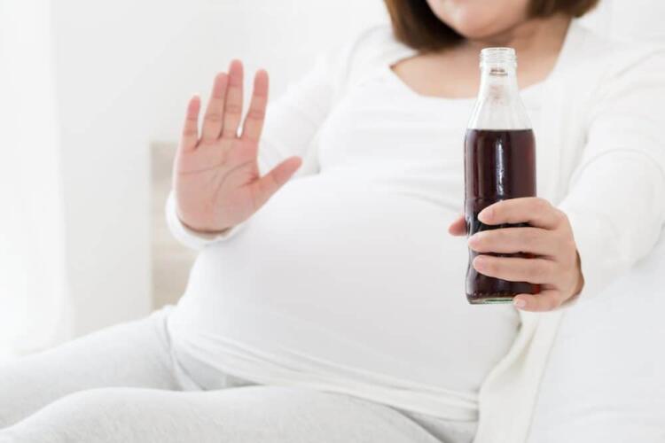 هل تضر المشروبات الغازية بصحة الحامل؟