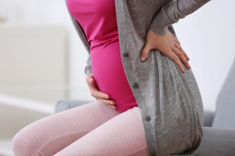 ما أسباب تحجر البطن في الشهر التاسع من الحمل؟