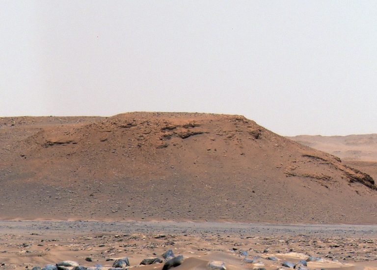 المركبة بيرسيفيرنس تكتشف أدلة على حدوث تفاعلات كيميائية قديمة على سطح المريخ