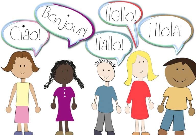 ما أضرار وفوائد تعلُّم لغة ثانية في الصغر؟