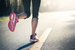 5 فوائد مفاجئة للجري لتحسين صحة البشرة وتعزيز جمالها