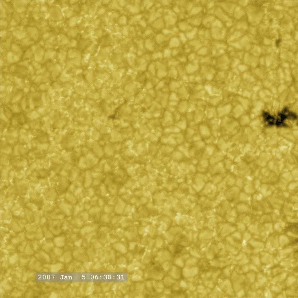 صورة مقرَّبة لناسا ووكالة استكشاف الفضاء اليابانية تُظهر بلازما الشمس وهي تغلي