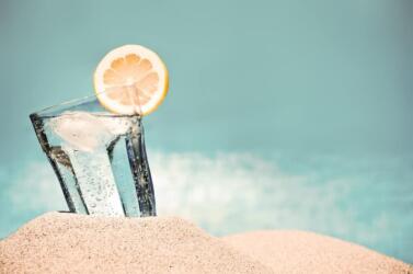 10 عادات نمارسها صيفاً تسبب المرض وكيفية التعامل معها