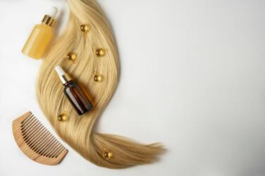 6 زيوت طبيعية لعلاج مشكلات الشعر