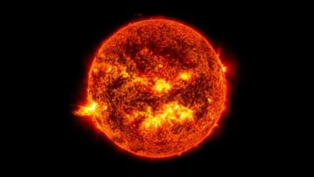العلماء يسعون إلى استخدام جاذبية الشمس لإرسال الرسائل بين الأنظمة النجمية