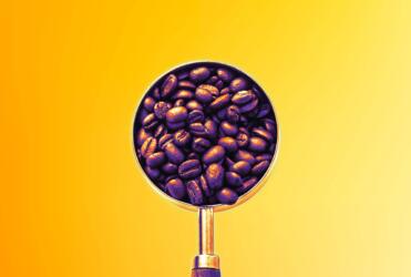 8 طرق بسيطة لكشف حبات القهوة المغشوشة