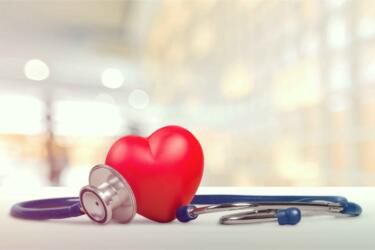 دراسة جديدة من جامعة الشارقة: صيام رمضان يقي الأشخاص المصابين بالسمنة من اضطرابات القلب